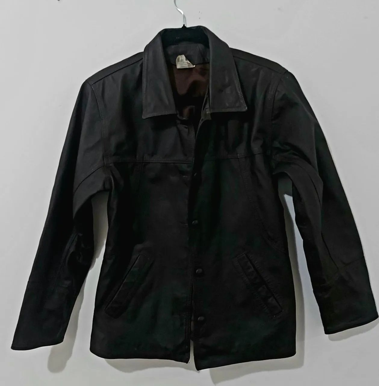 Jaqueta de couro CIa Do Couro Feminino Roupas Centro, Niterói