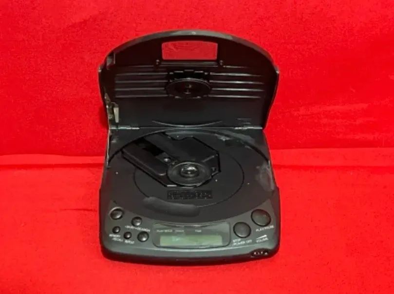 Som CD Player Panasonic Car/Portátil com defeito - Foto 2