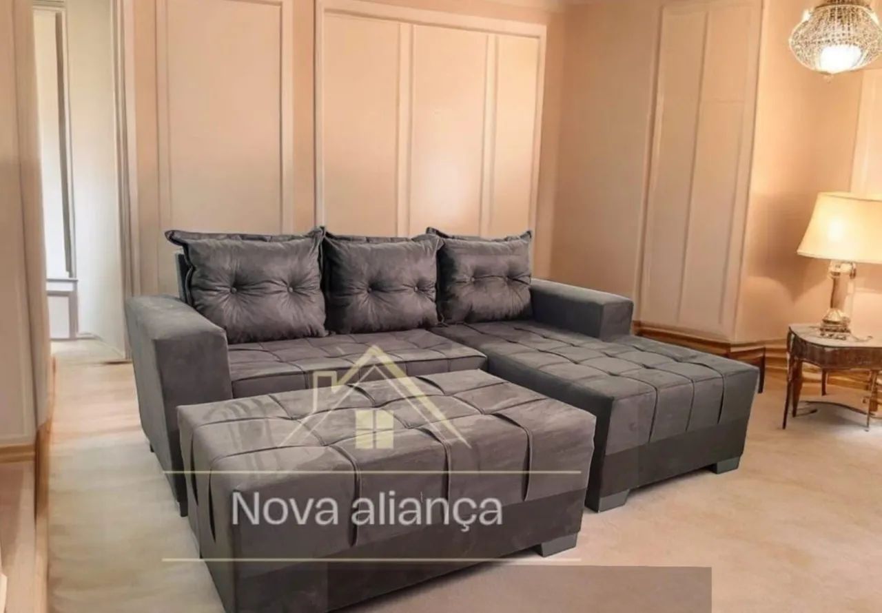 Sofá de canto moderno e confortável
