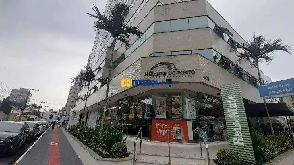 Sala comercial semi mobiliada à venda no Centro de Itajaí - Foto 3