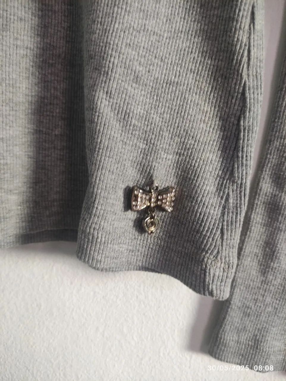Blusa com mangas longas - Foto 2