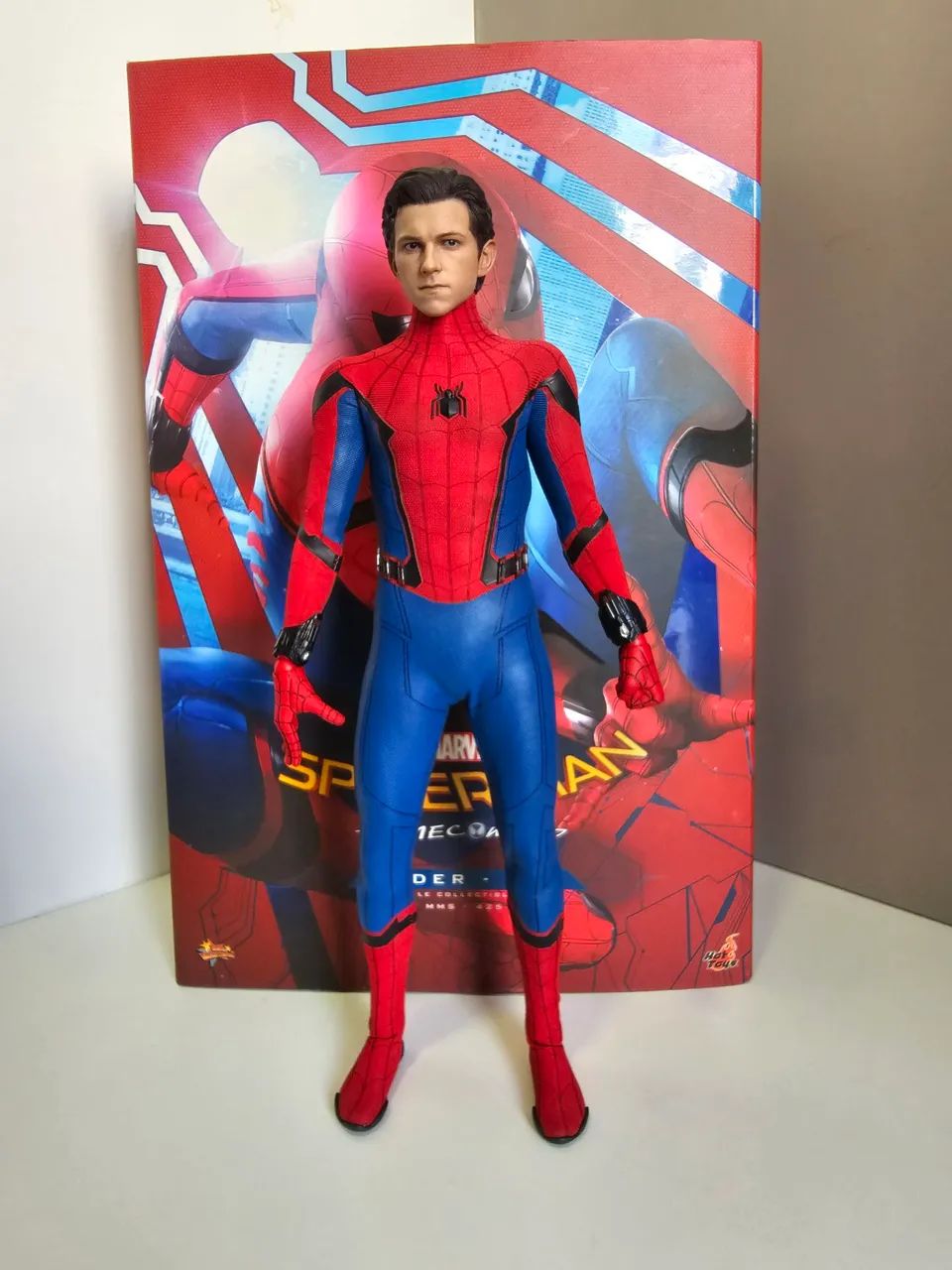 Figura de Ação Homem-Aranha - Homecoming - 1/6 Escala - Foto 4