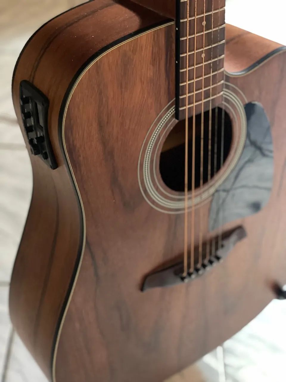 VIOLÃO HOFMA ELÉTRICO 