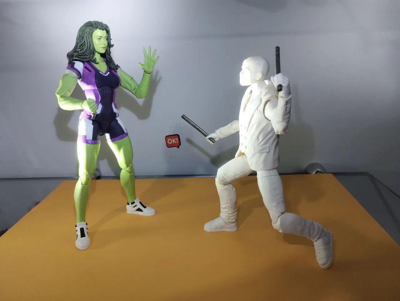 Action Figures She-Hulk e Mr. Knight - Foto 2