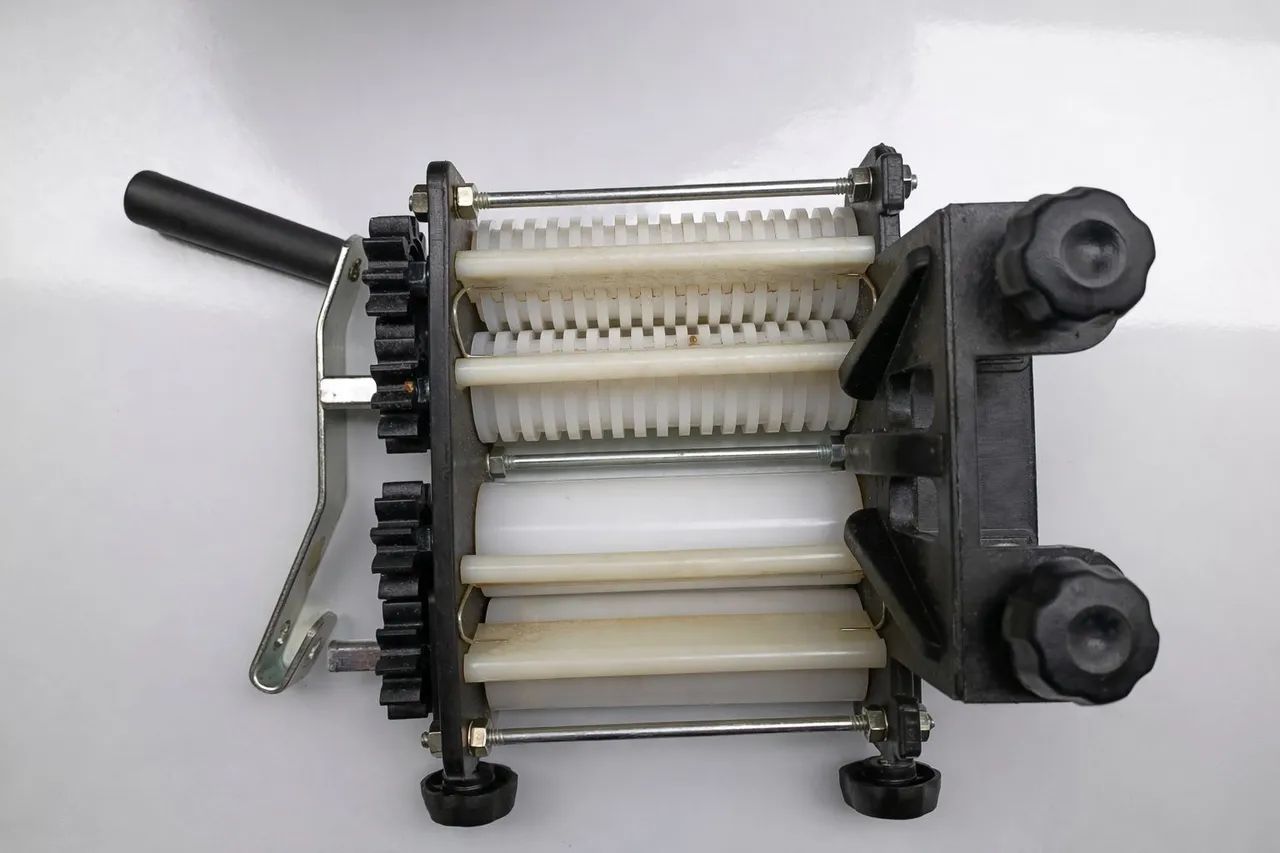 Máquina Para Fazer Massa Caseira - Foto 2