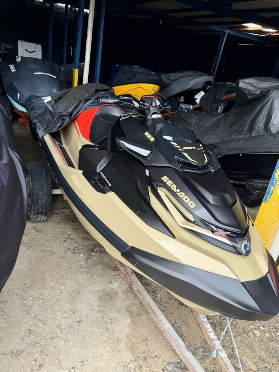 Jet ski SEA DOO RXT 325 - 2025