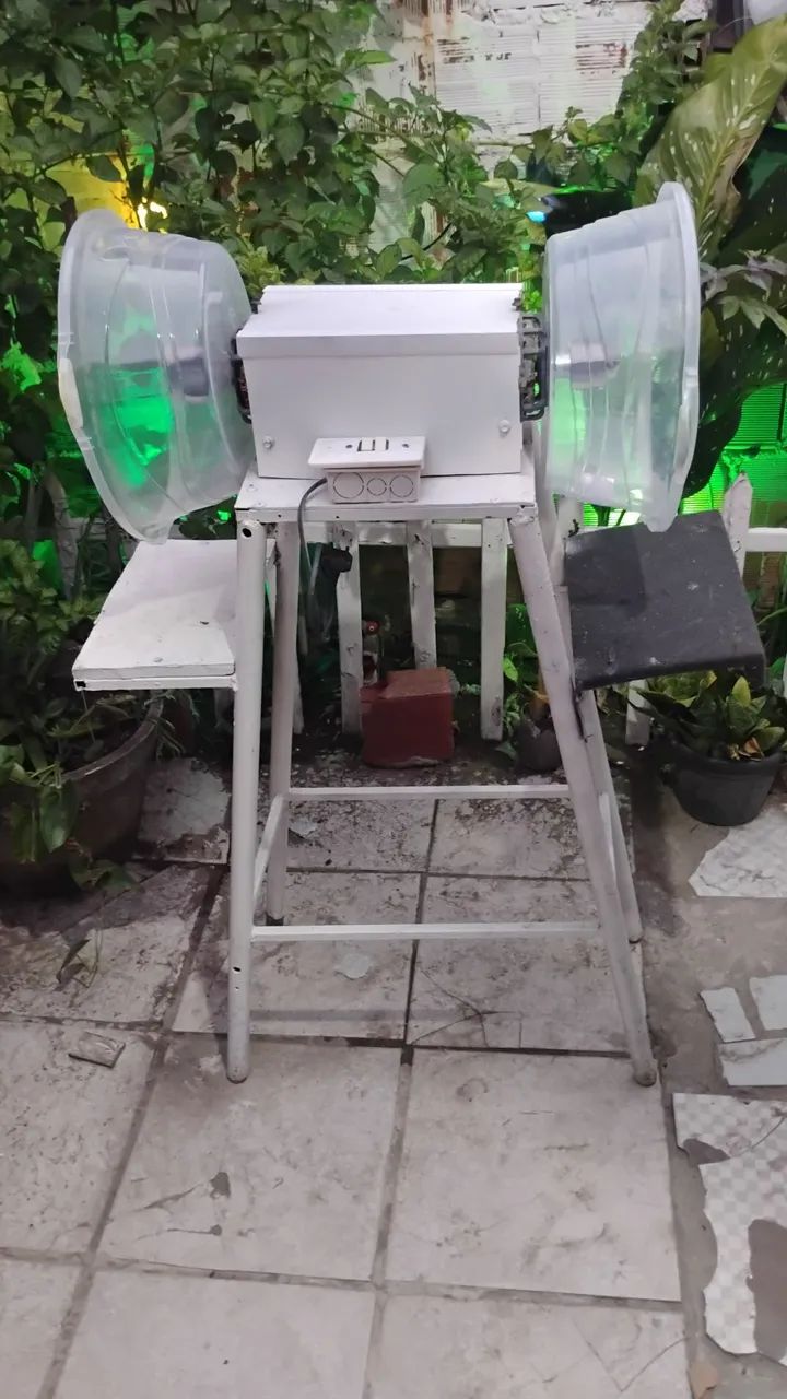 Ralador de côco 64739934268673123