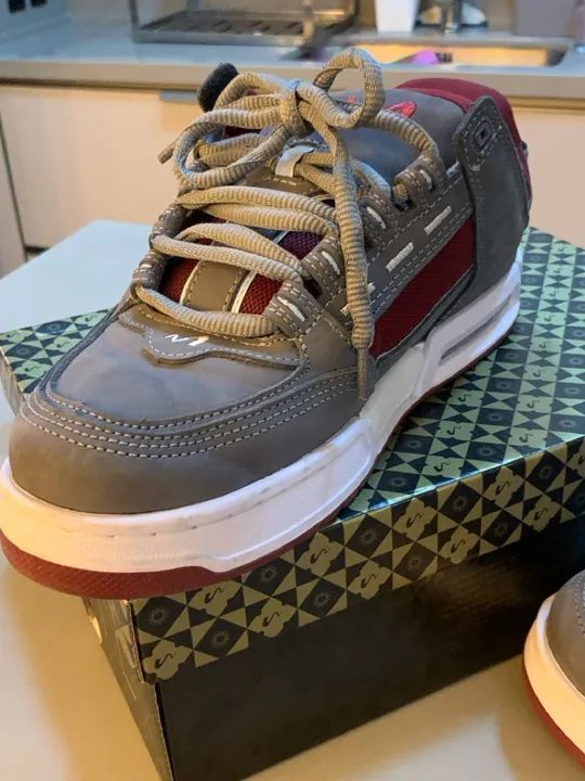 Tênis Tesla Cinza - Coil Redux - Foto 3