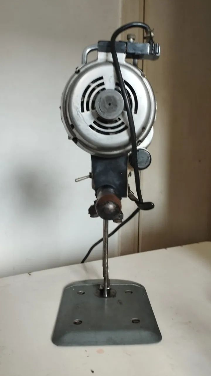 MAQUINA DE CORTE 8 POLEGADAS EASTMAN  - Foto 4