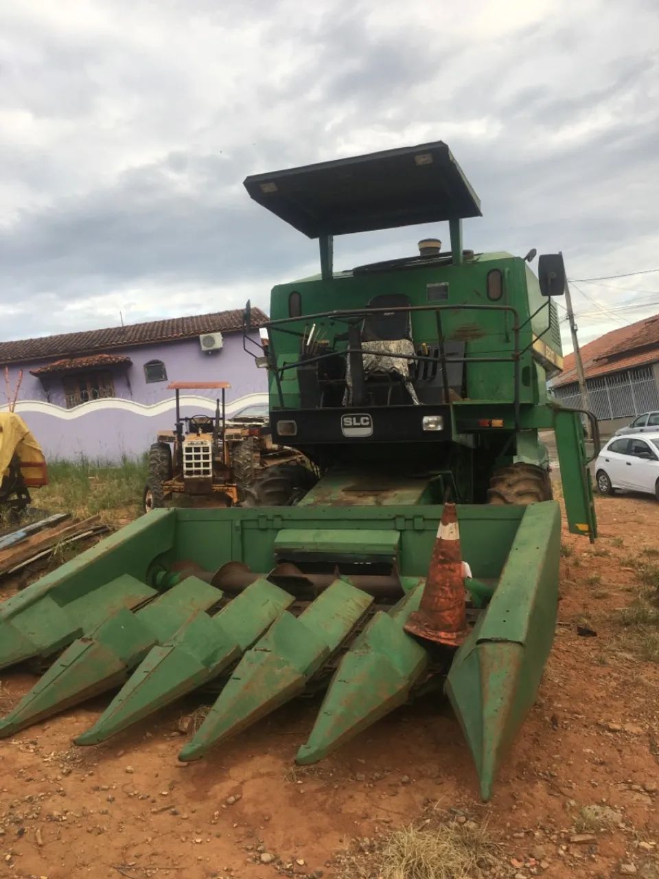Colheitadeira Jandir 6200 conservada