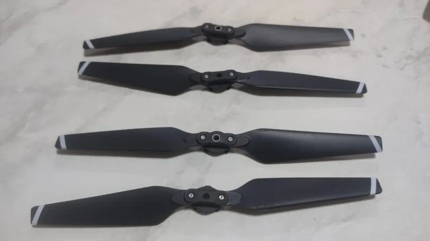 4 HELICES DE BAIXO RUIDO MAVIC  8331 - Foto 6