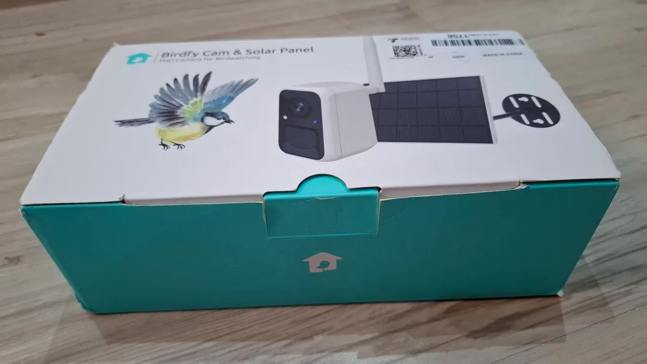 Câmera externa a prova d'água com painel solar