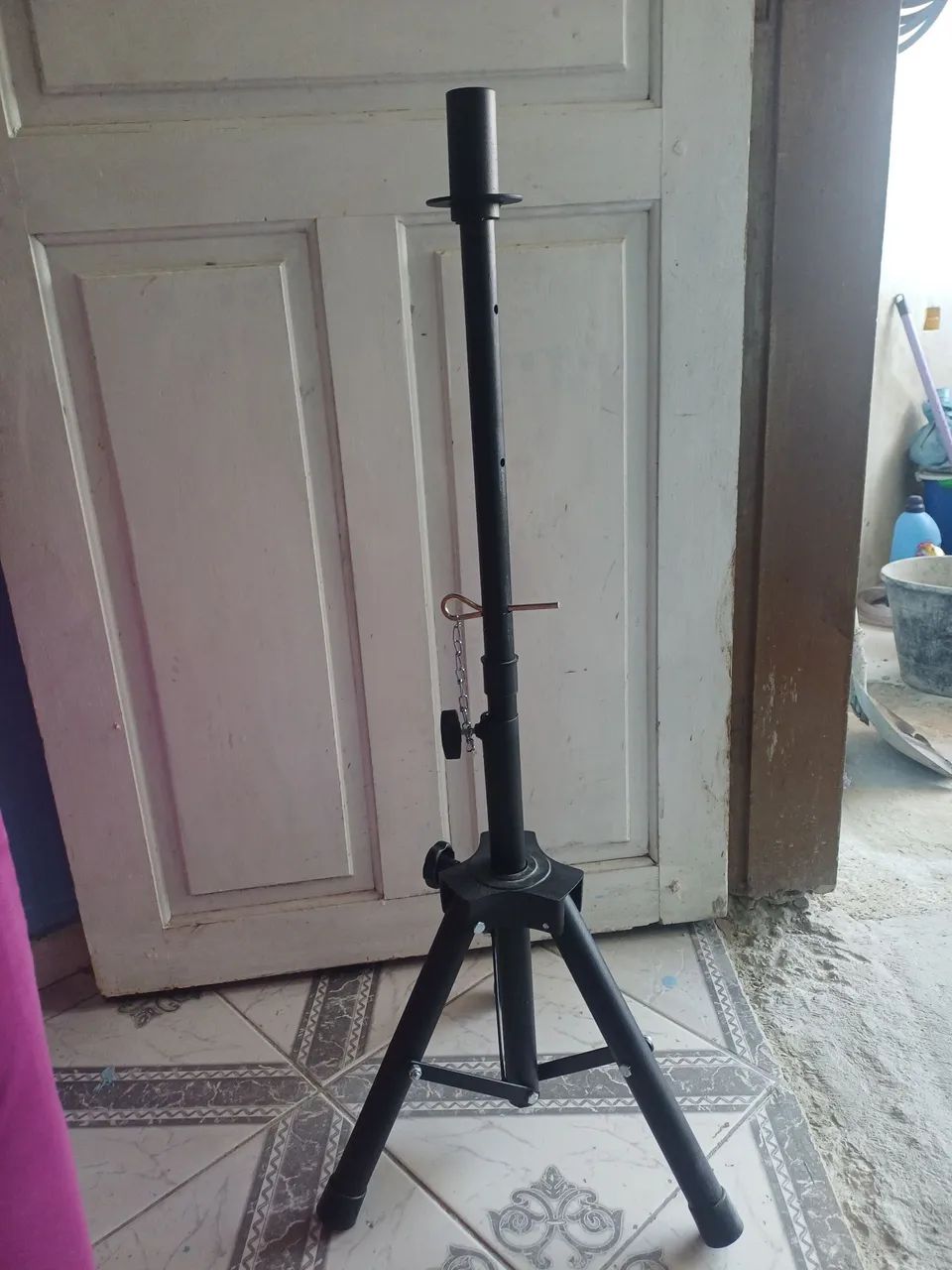 Tripé de caixa de som 