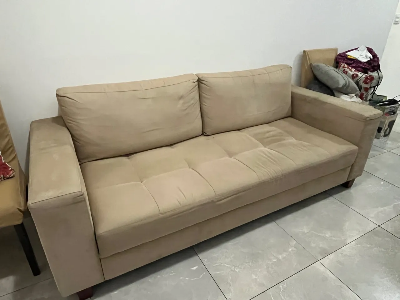 Sofá 2 Lugares Bege em Ótimo Estado
