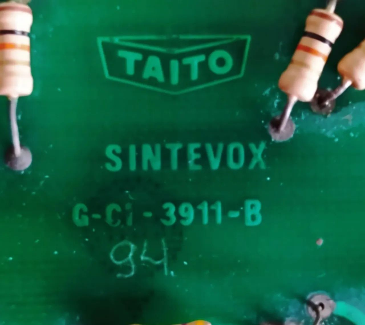 Placa SinteVox original das máquinas Taito fliperama 