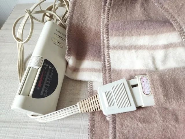 Manta Cobertor Eletrico Térmico Japonês Solteiro Japão Usado - Foto 4