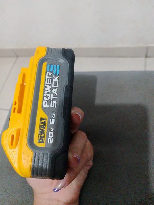 Bateria DeWalt 20V 5.Ah - Foto 2