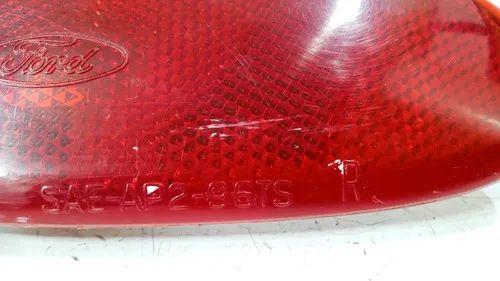 Refletor Olho De Gato Traseiro Direito Ford Taurus 1994 1996 Vermelho - Foto 3
