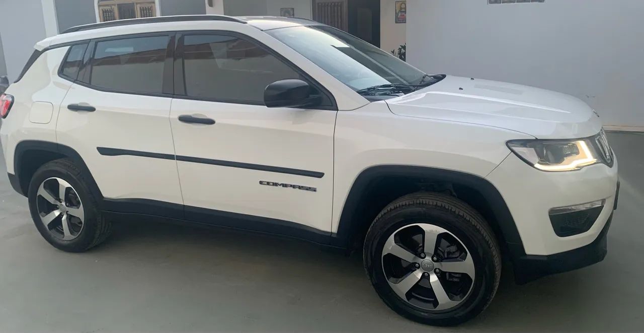 Jeep Compass Flex 4x4 2018 - Foto 4