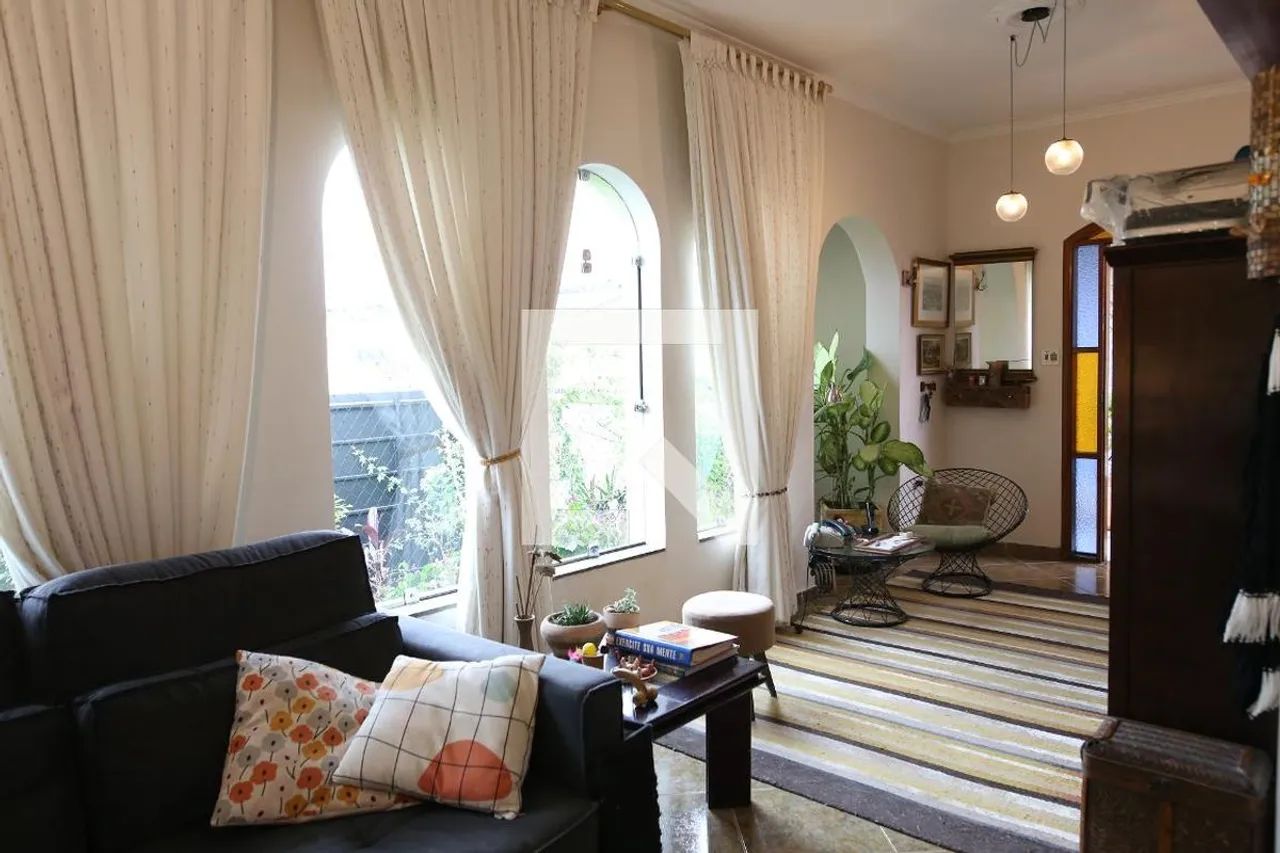 Casa à Venda - Jardim, 3 Quartos, 272 m2 - Foto 2