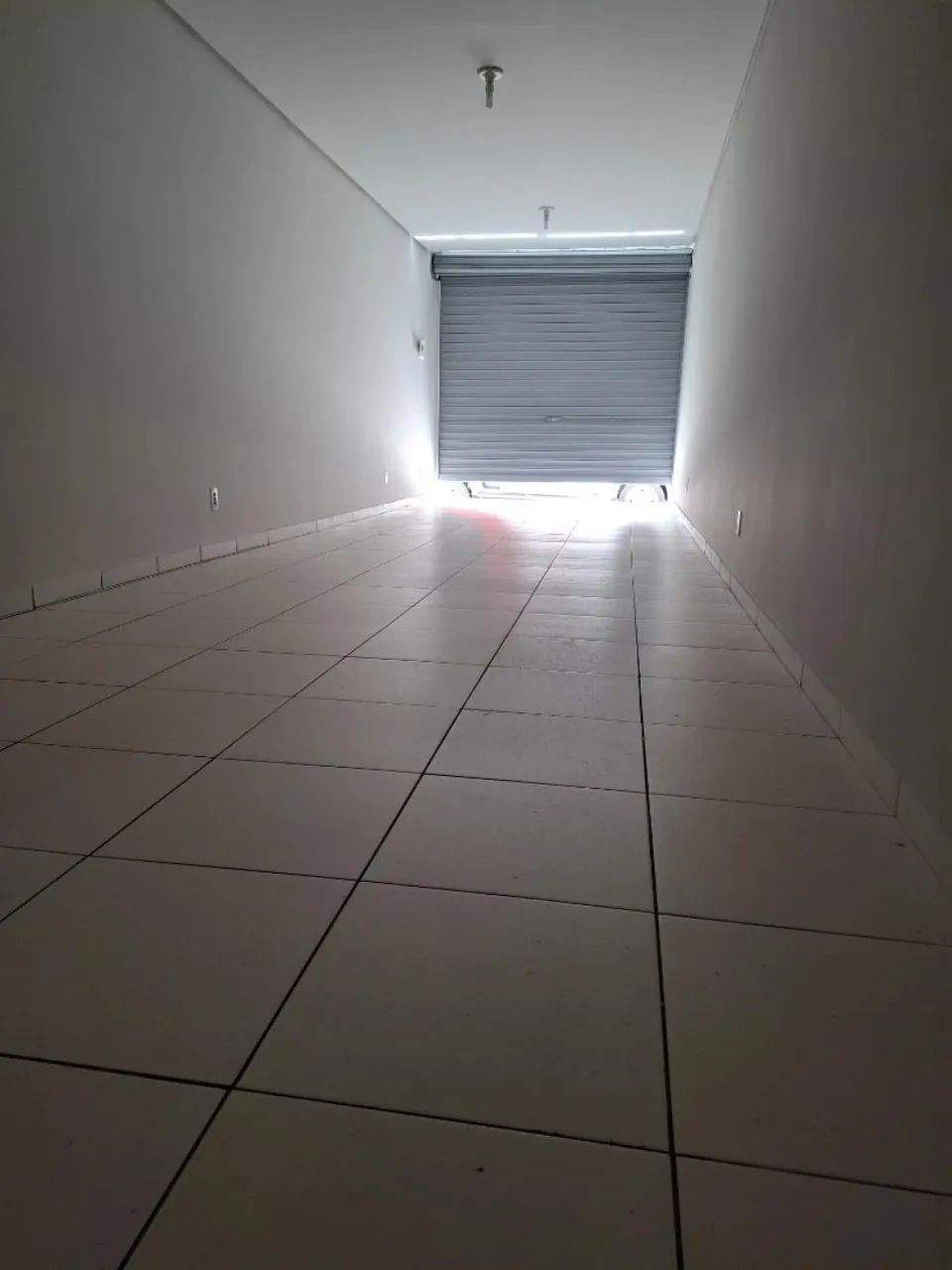 SALA COMERCIAL DE 35M² PRÓXIMO A BERNARDO SAYÃO - RUA 31 - Foto 2