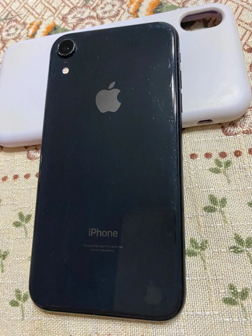 Vendo IPhone XR em ótimo estado. Seminovo  - Foto 3
