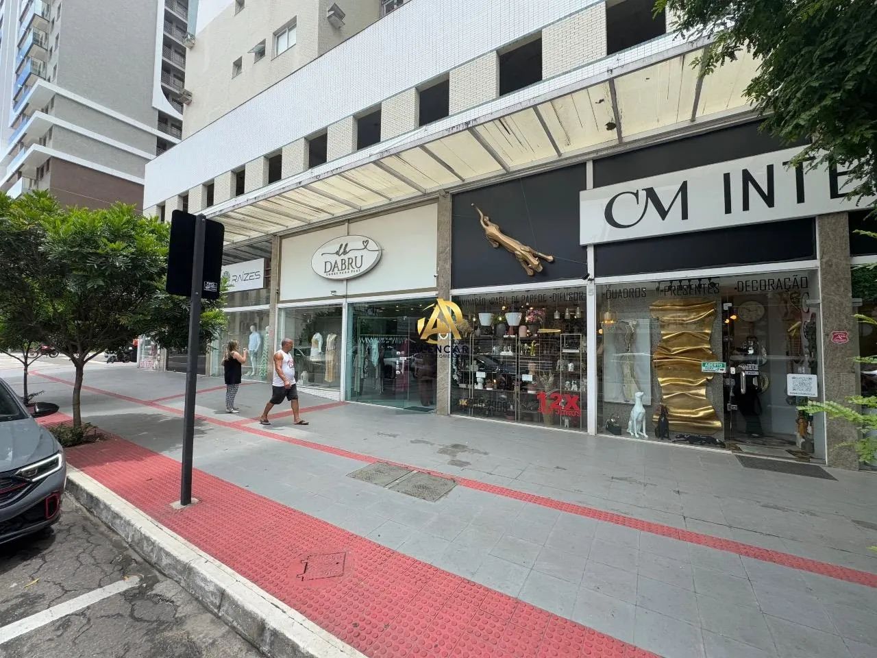 Duas Lojas Comerciais em Itapuã | Oportunidade de Investimento com Renda - Foto 4