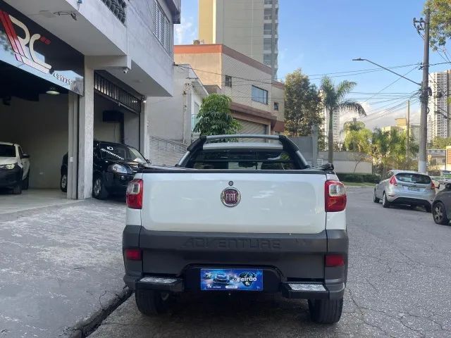 Fiat Strada Adventure 1.8/ 1.8 Locker Flex CE 2014 - Foto 4