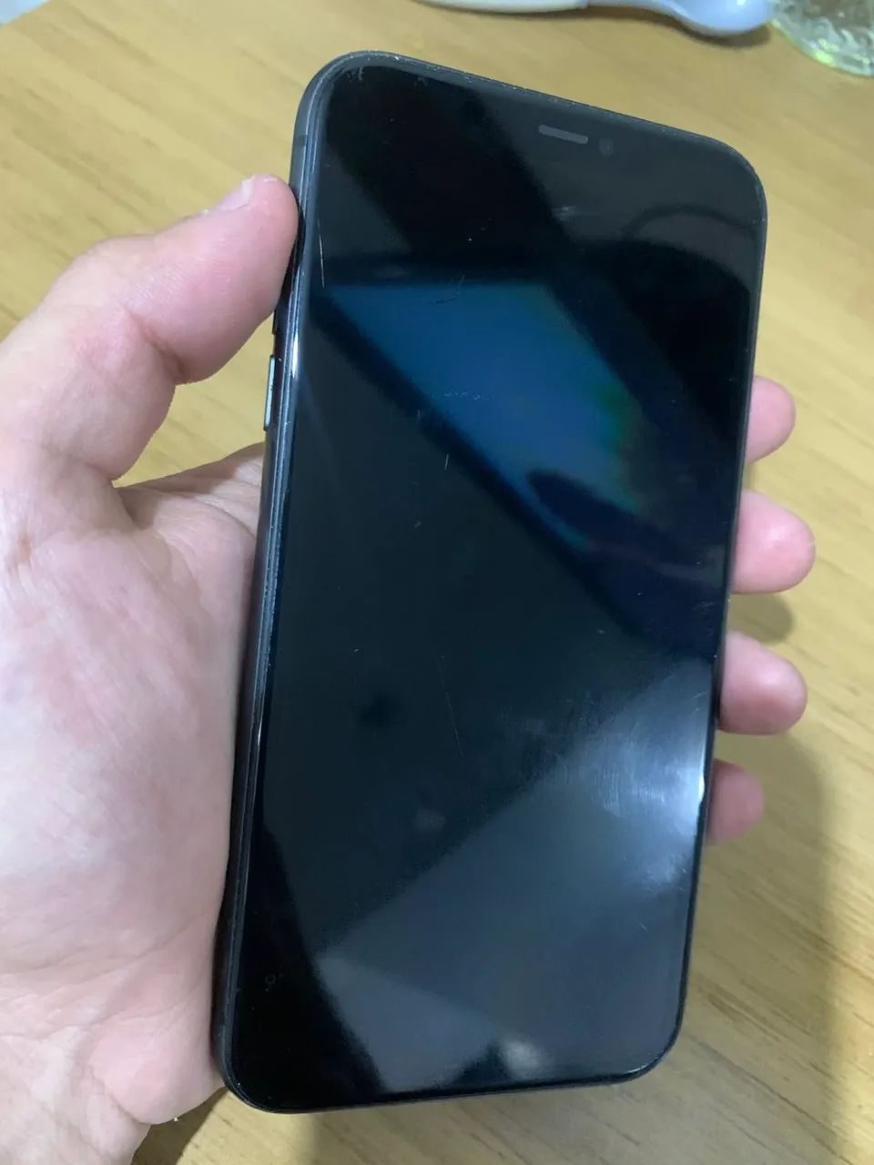 VENDO IPhone 11 preto 64gb todo original - Celulares e Smartphones