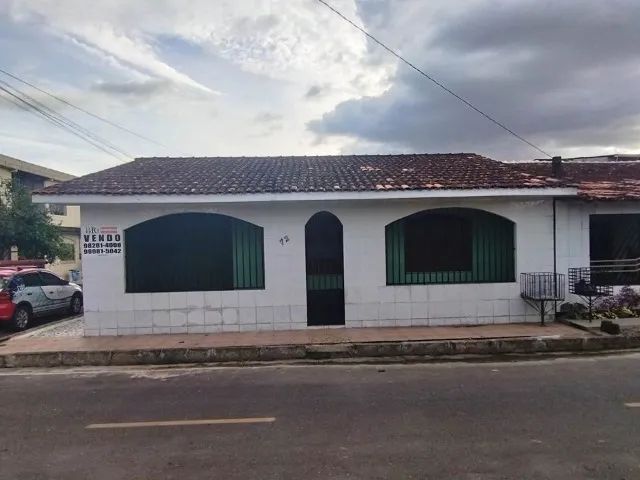 Ampla casa no Conjunto Girassol