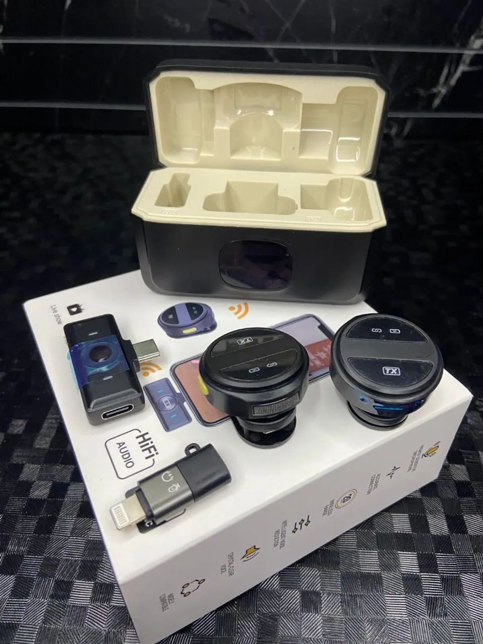 Microfone de lapela 2 em 1 - entrada tipo C e Lightning 