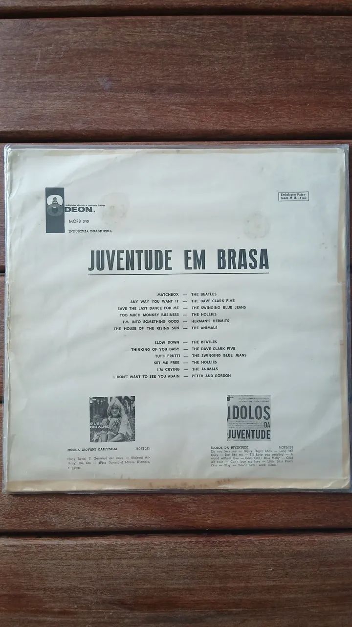LP juventude em brasa (Beatles, etc)1965 usado. - Foto 2