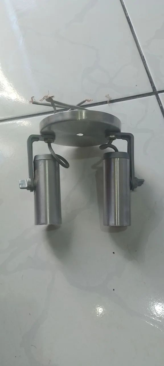 Spots para 2 lampadas - Foto 2