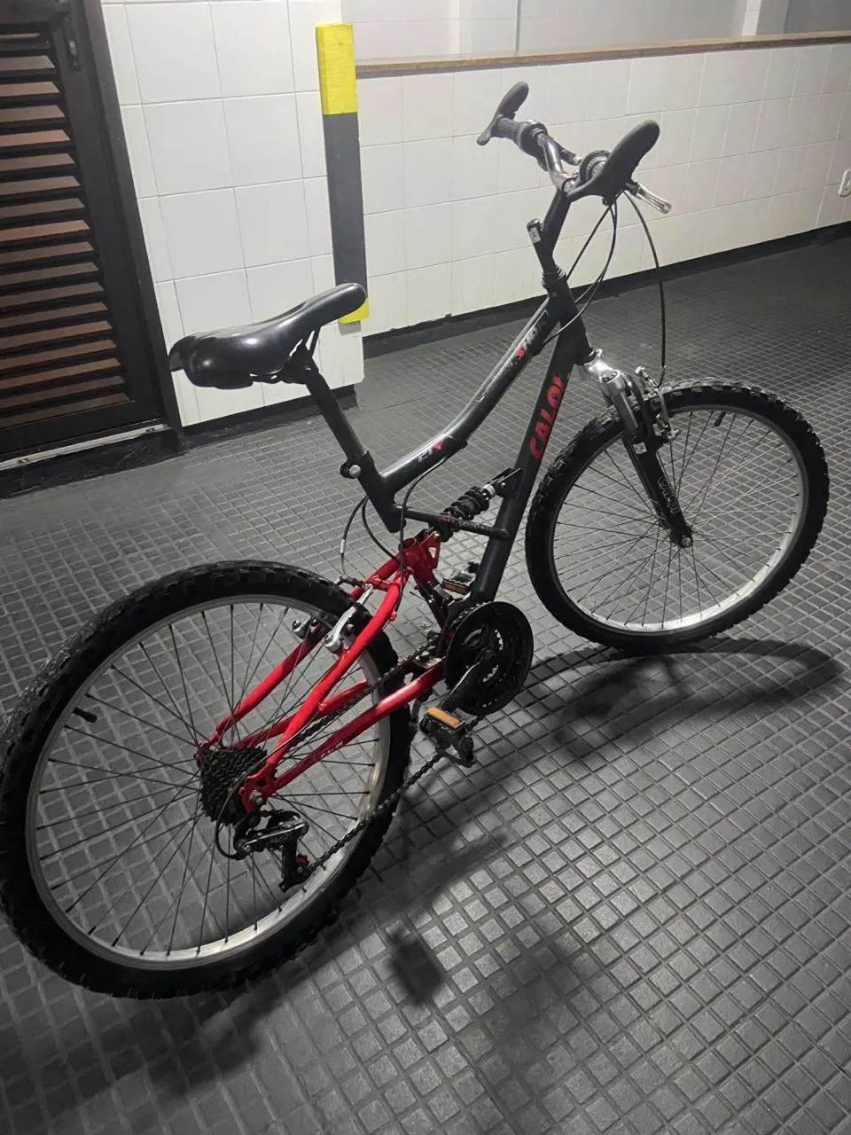 Bicicleta da marca Caloi aro 24 - Foto 4