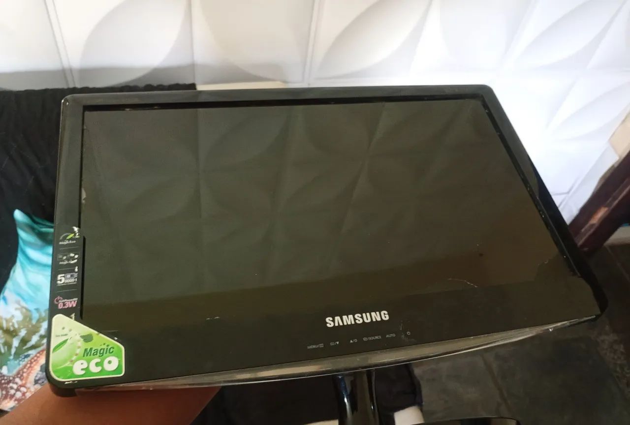 Monitor Samsung B1930N 18.5 - Foto 2