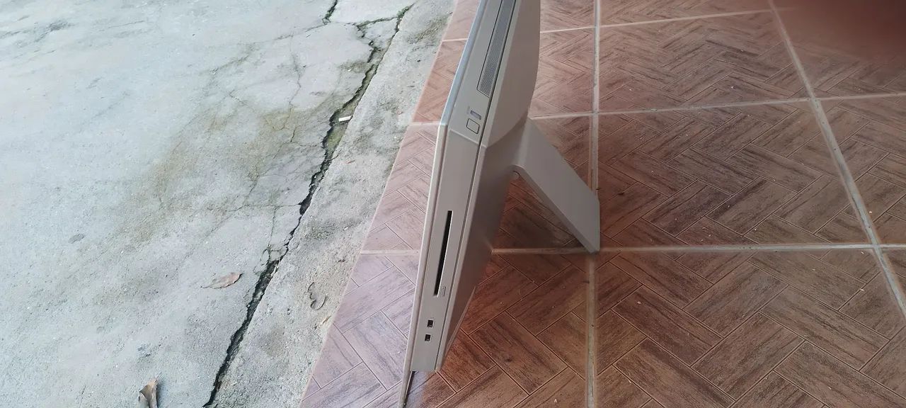 Pc Sony All in One VGC-LT38CE (Defeito) - Foto 3