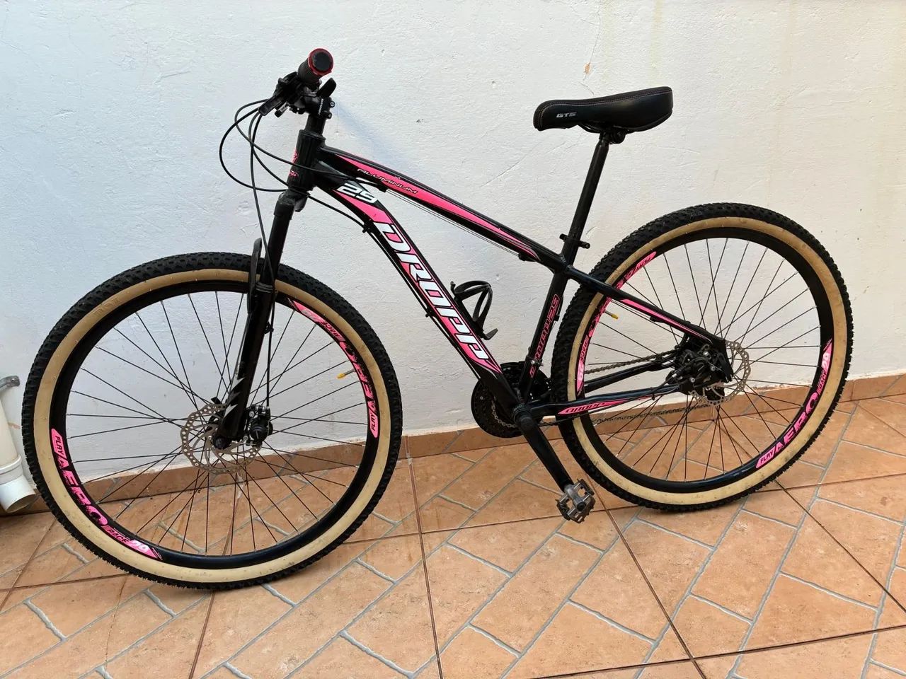 Bicicleta aro 29 - 27 velocidades 
