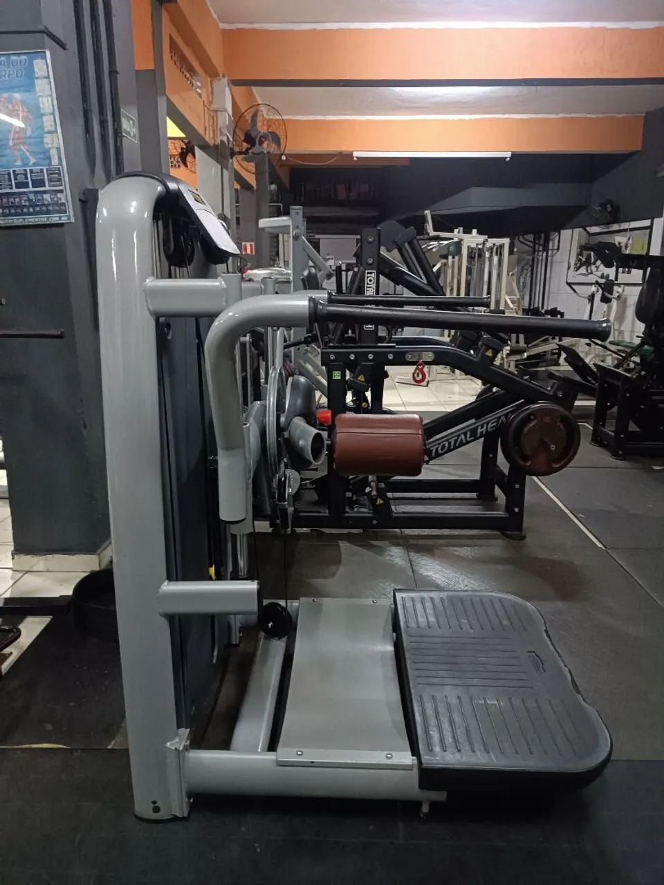 APOLLETE TECHNOGYM - EQUIPAMENTO PROFISSIONAL PARA ACADEMIA - Foto 3