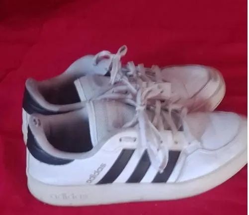 Tênis adidas n° 37