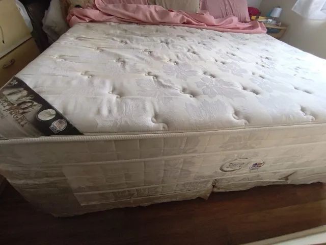 Cama king + colchão king ortopédico  - Foto 3