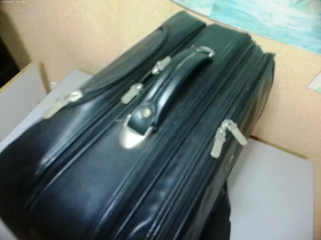 Vendo uma mala de viagem executiva  - Foto 4