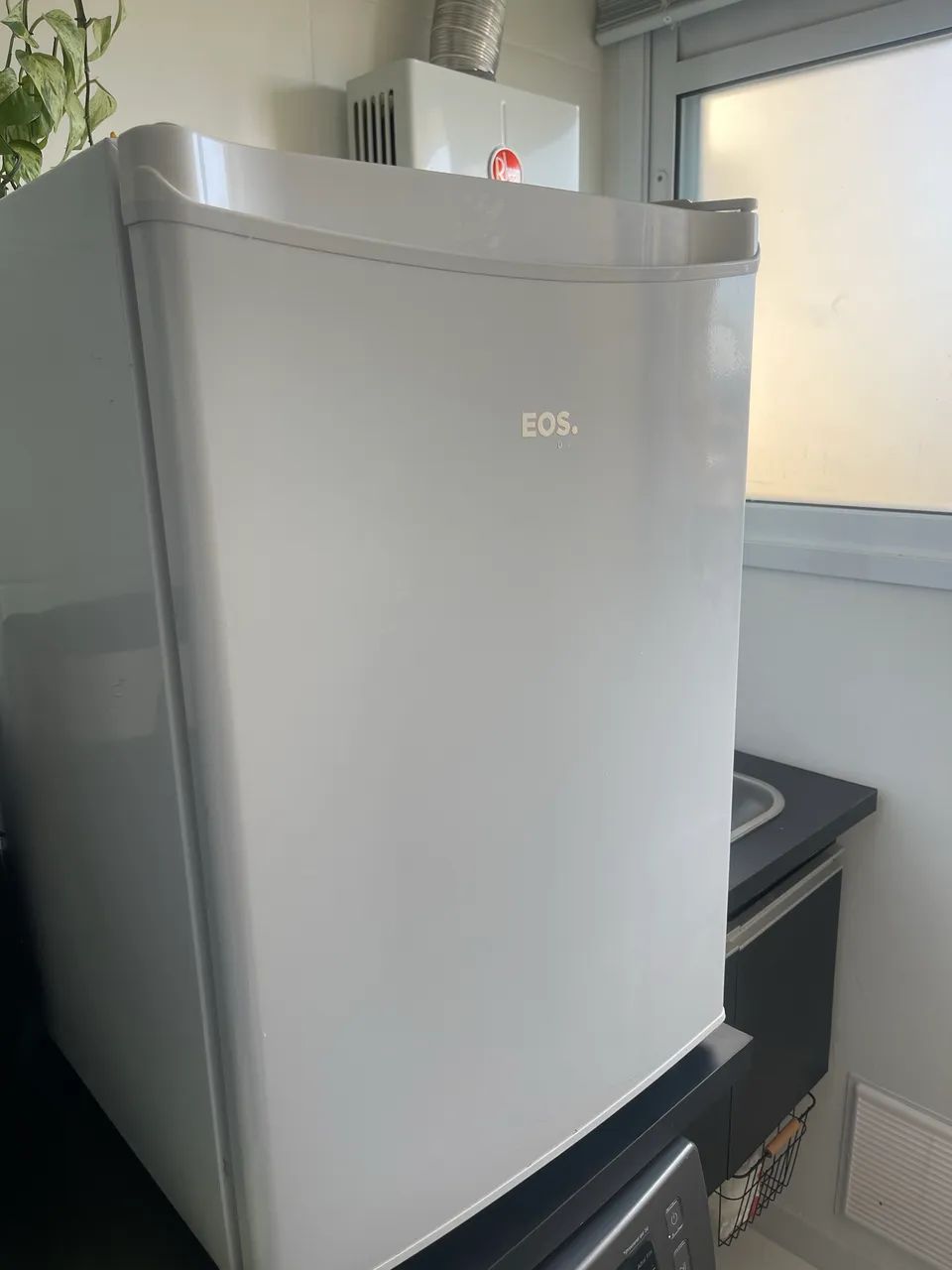 Frigobar  voltagem 220V - Foto 3