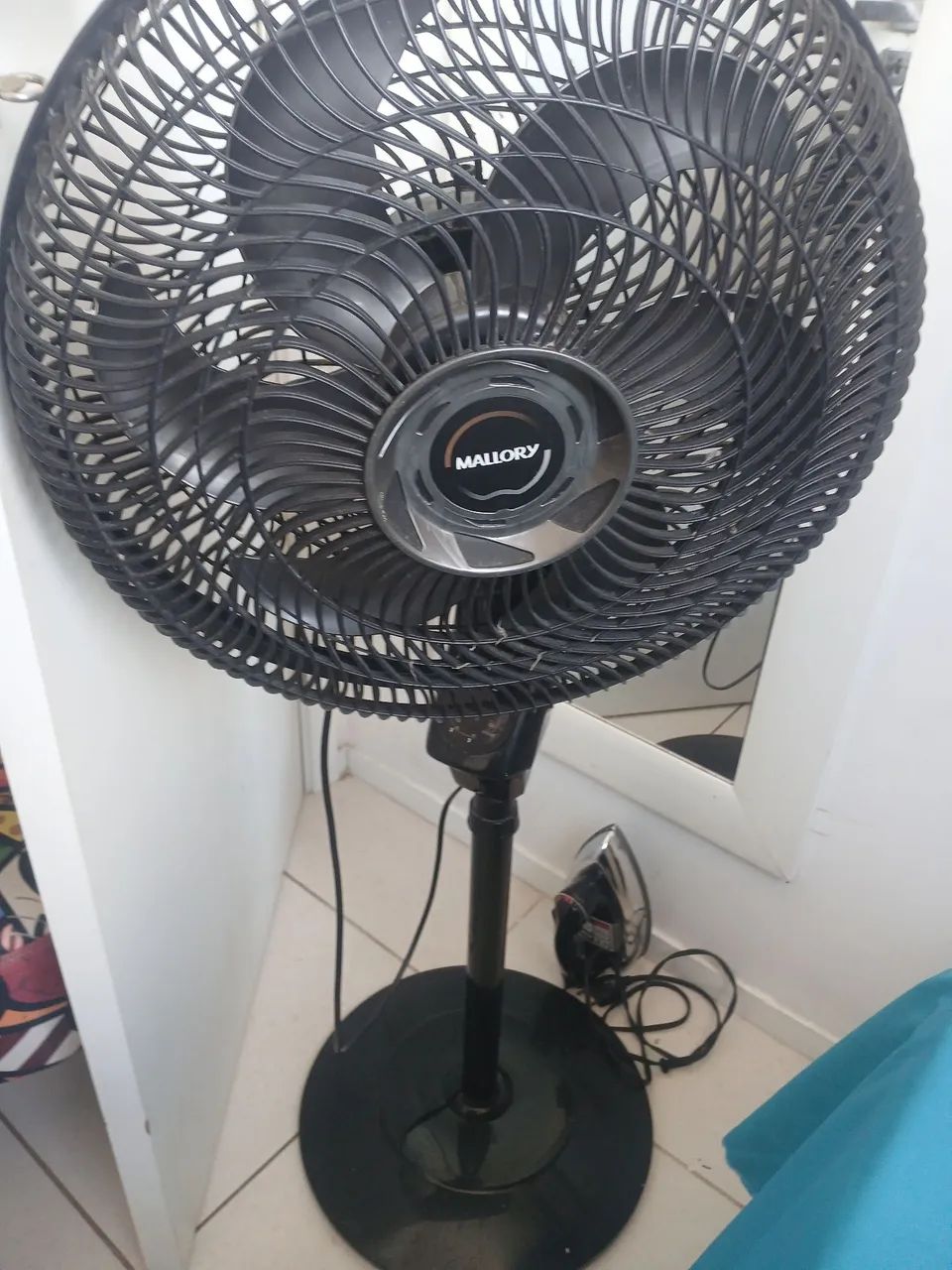 Vendo ventilador   decoluna mallory  - Foto 2