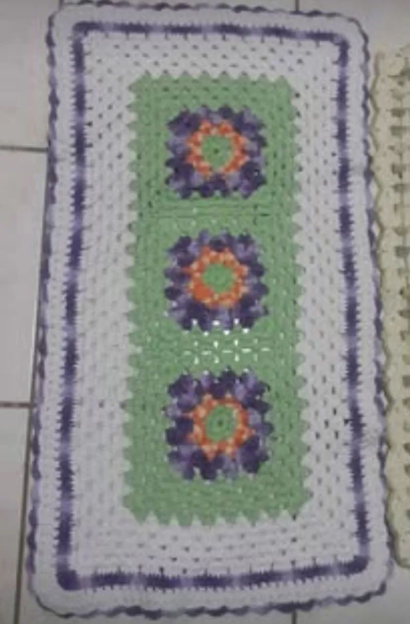 Vendo tapete de crochê  - Foto 3