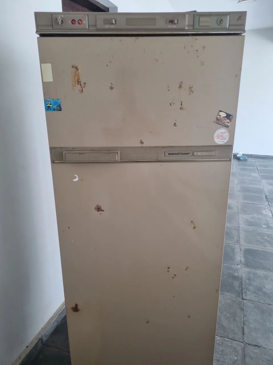 Freezer vertical