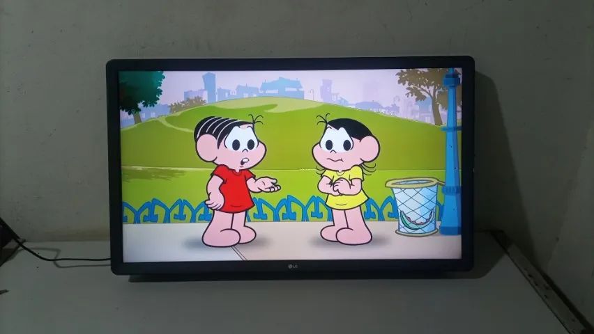 TV SMART LG DE 32" POLEGADAS, EM BOM ESTADO - Foto 2