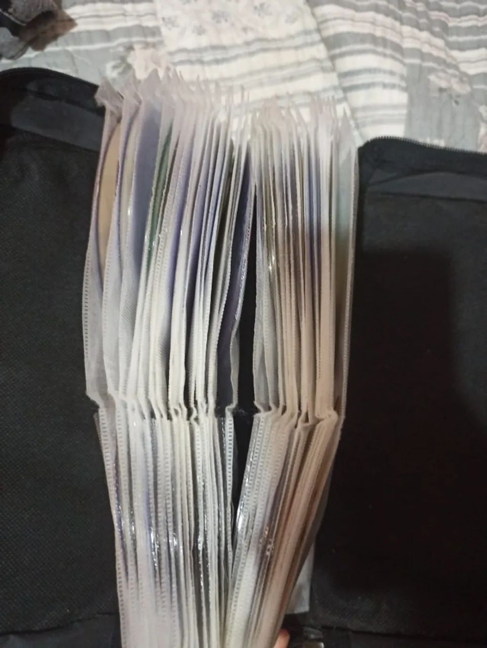 DvD's diversos, 56 filmes originais + bolsa  - Foto 3
