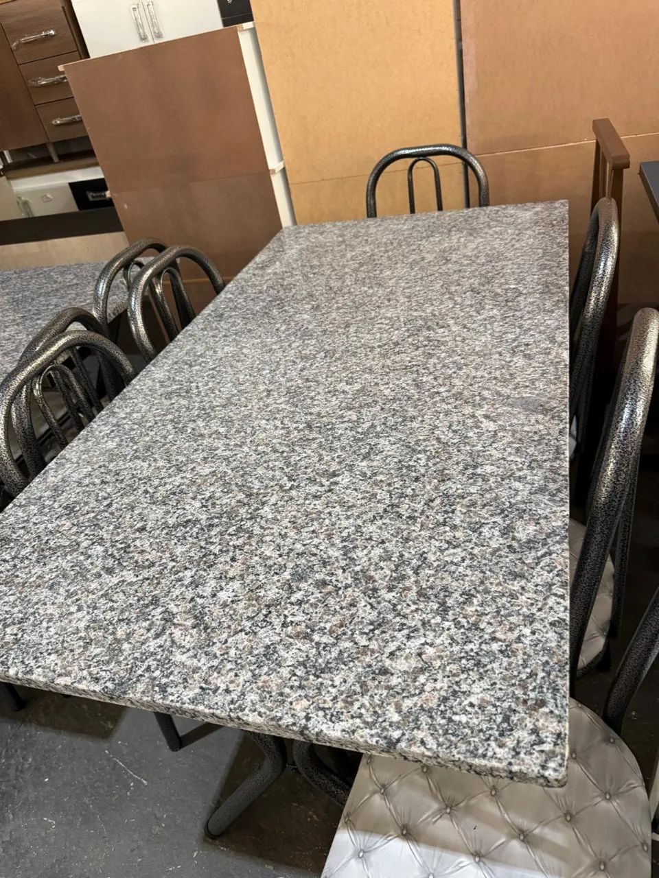 Mesa de jantar com 6 cadeiras - entregamos 