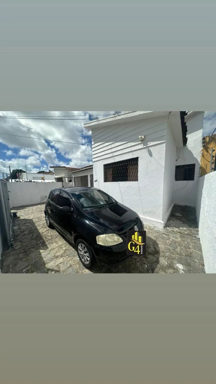 Excelente Casa no Centro com 03 quartos e com quintal amplo.  - Foto 2
