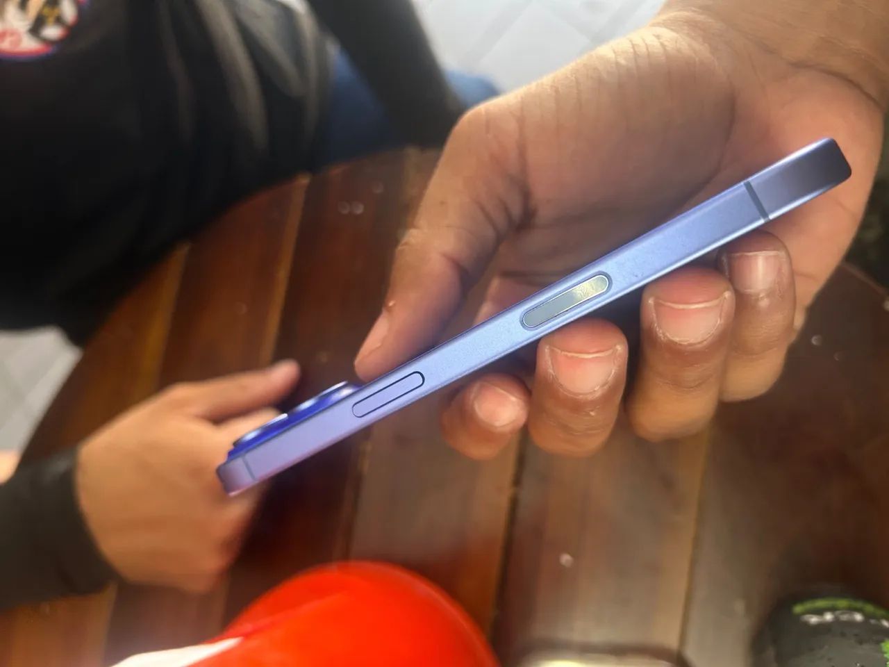 iPhone 16  - Foto 3